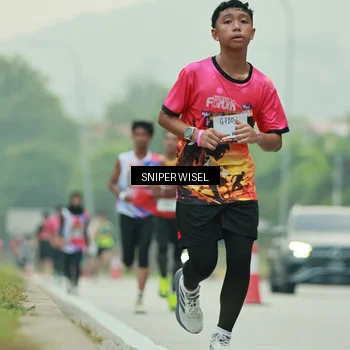 Runner Photo 7044211