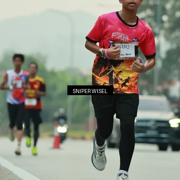 Runner Photo 7044214