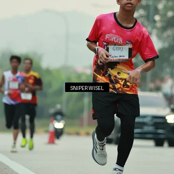Runner Photo 7044216
