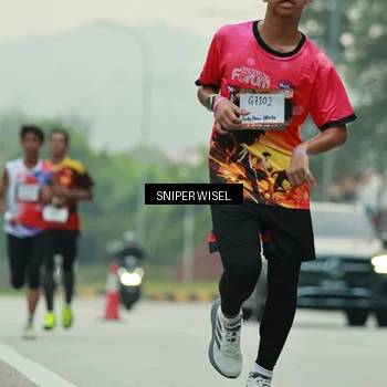 Runner Photo 7044217