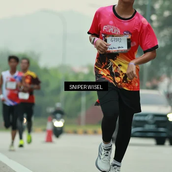 Runner Photo 7044218