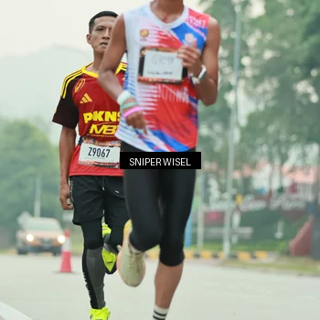 Runner Photo 7044233