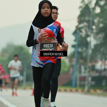 Runner Photo 7044243