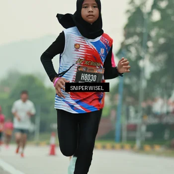 Runner Photo 7044251