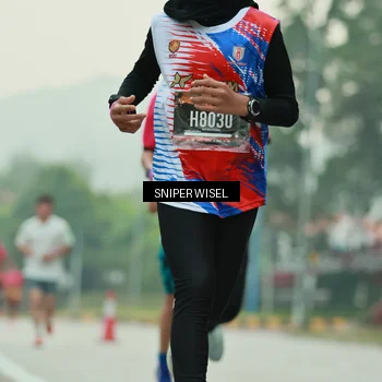 Runner Photo 7044255