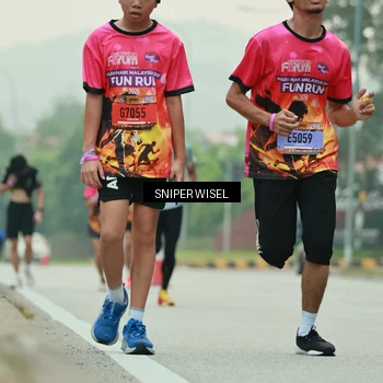 Runner Photo 7044271