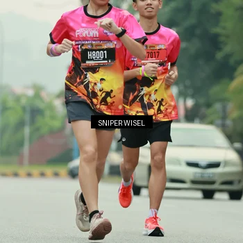 Runner Photo 7044292