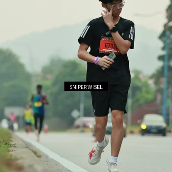 Runner Photo 7044293