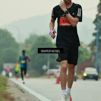 Runner Photo 7044299