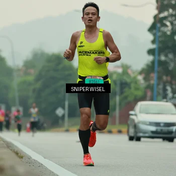 Runner Photo 7044319