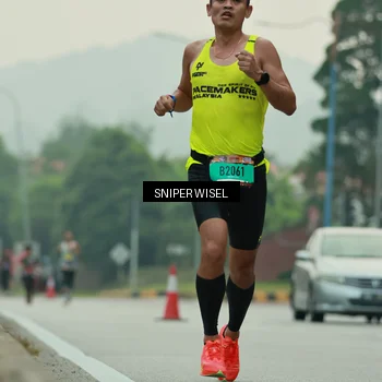 Runner Photo 7044321