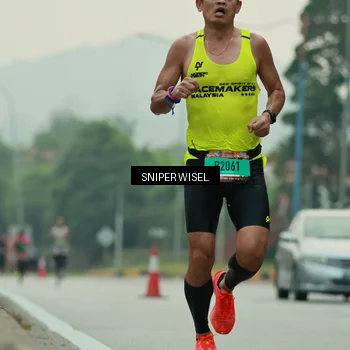 Runner Photo 7044330