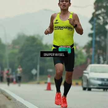 Runner Photo 7044331