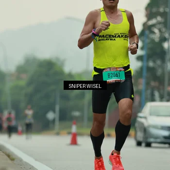 Runner Photo 7044332