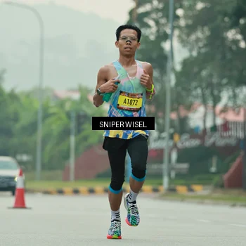 Runner Photo 7044340