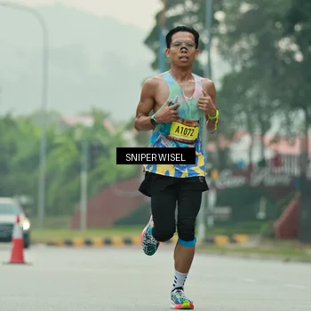 Runner Photo 7044346