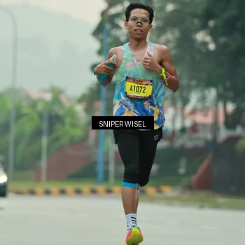 Runner Photo 7044352