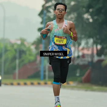 Runner Photo 7044357