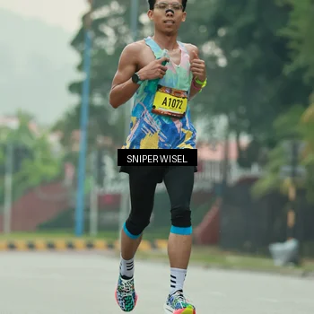 Runner Photo 7044359