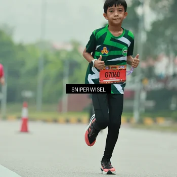 Runner Photo 7044376