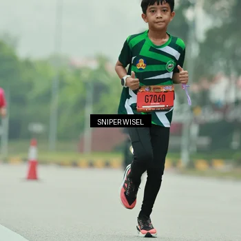 Runner Photo 7044377
