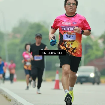 Runner Photo 7044399