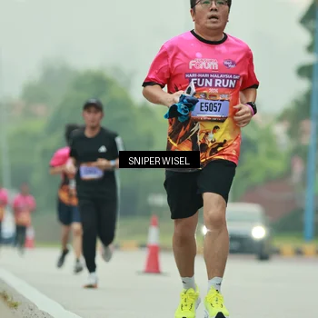 Runner Photo 7044401