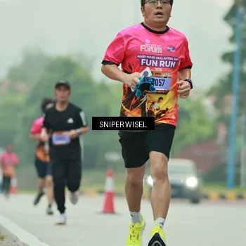 Runner Photo 7044403