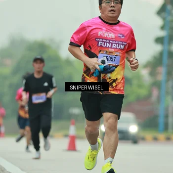 Runner Photo 7044405