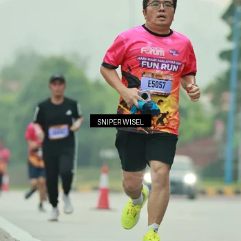 Runner Photo 7044408