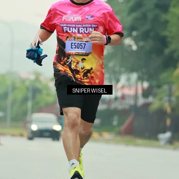 Runner Photo 7044412