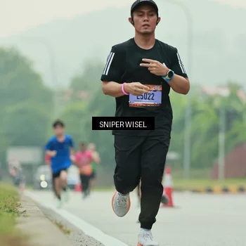 Runner Photo 7044419