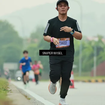Runner Photo 7044422