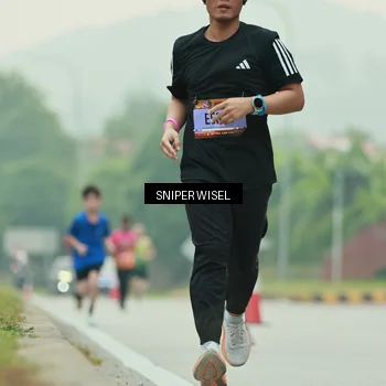 Runner Photo 7044432