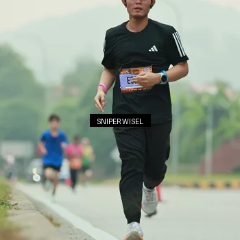 Runner Photo 7044434