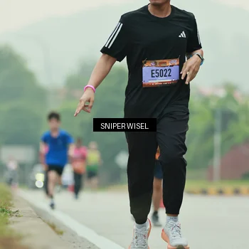 Runner Photo 7044436