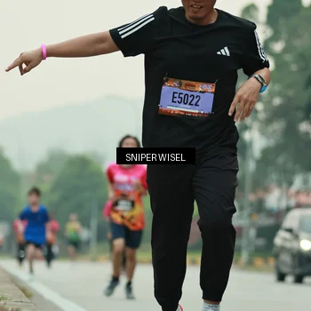Runner Photo 7044444