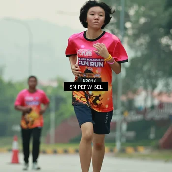 Runner Photo 7044453