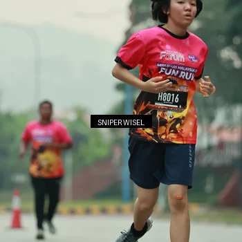 Runner Photo 7044461