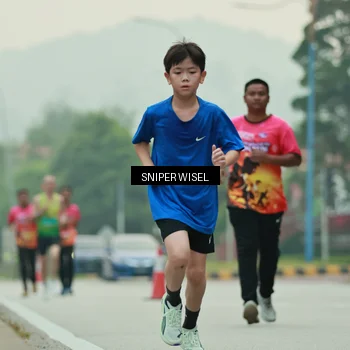 Runner Photo 7044464