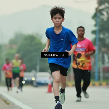 Runner Photo 7044467