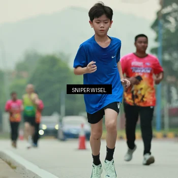Runner Photo 7044473