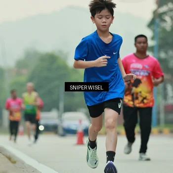 Runner Photo 7044475