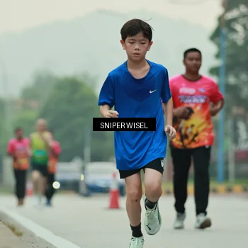 Runner Photo 7044479