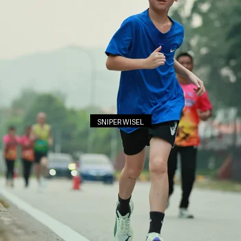 Runner Photo 7044485
