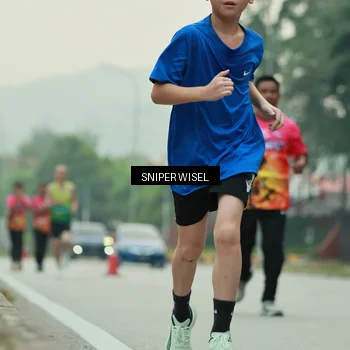 Runner Photo 7044487