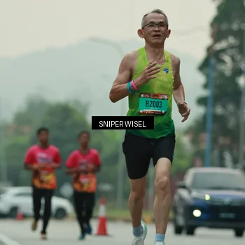Runner Photo 7044503