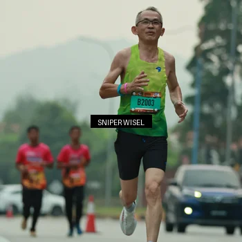 Runner Photo 7044505