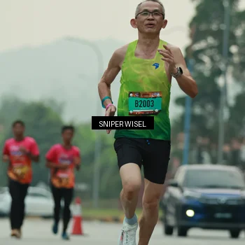 Runner Photo 7044510