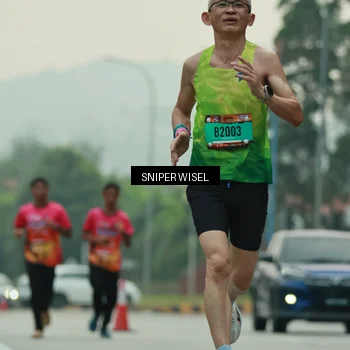 Runner Photo 7044511